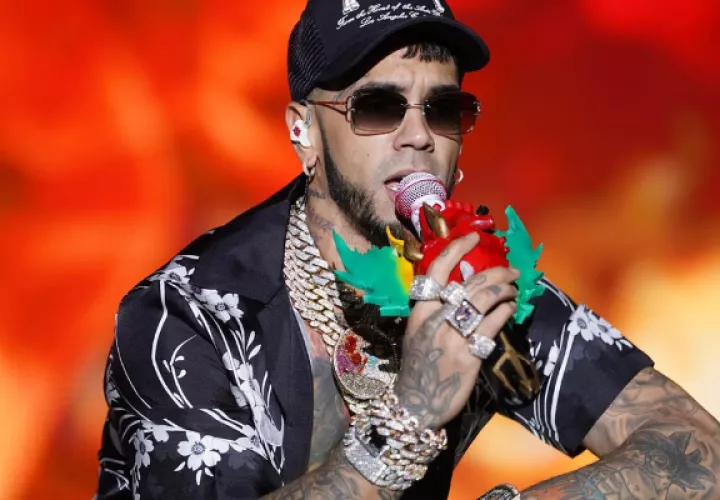 Anuel AA alimentó las expectativas que hay en torno a su presentación. Foto: Instagram / @anuel