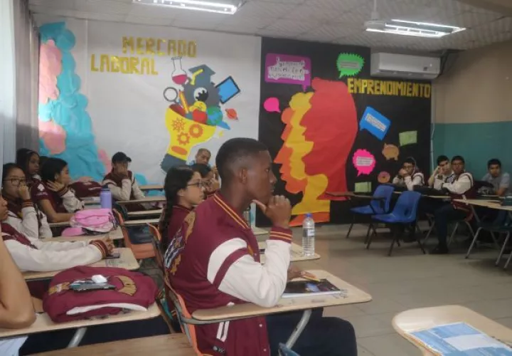La ministra de Educación, Maruja Gorday de Villalobos, manifestó que este segundo trimestre del año escolar 2023 fue de grandes retos.