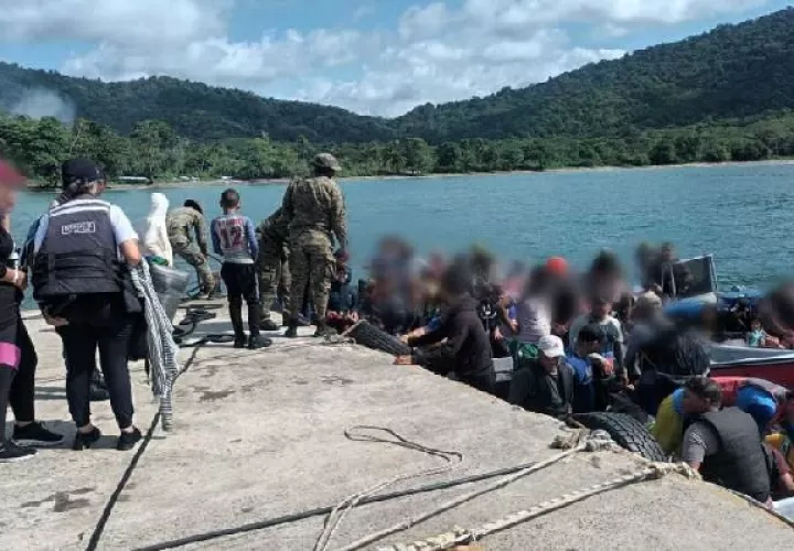 El Senafron detalló que las personas rescatadas son de Venezuela, Ecuador, Colombia, China, Bangladesh y Perú,