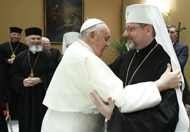 El papa Francisco y el arzobispo Sviatoslav Shevchuk. Foto: EFE