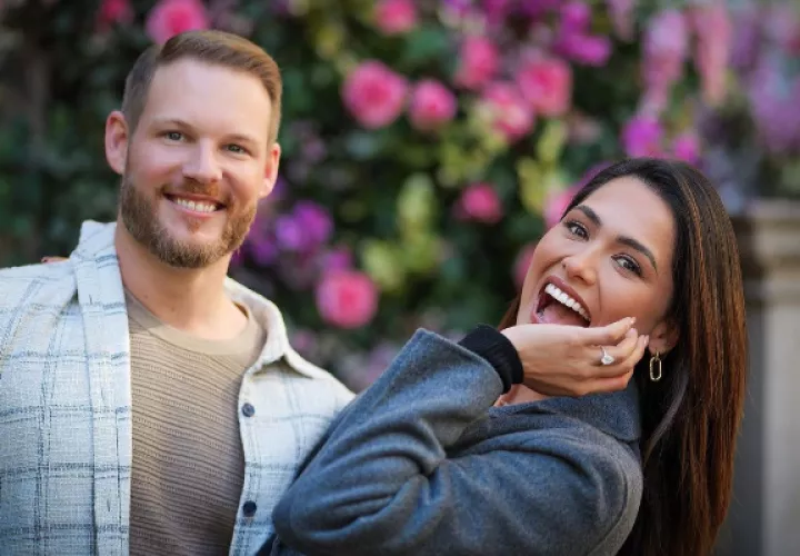 Ryan Proctor y Andrea Meza. Foto: @yoryanantonio / @fatebloomer