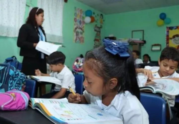 Las clases en los centros oficiales continuarán suspendidas. Foto: Cortesía Meduca