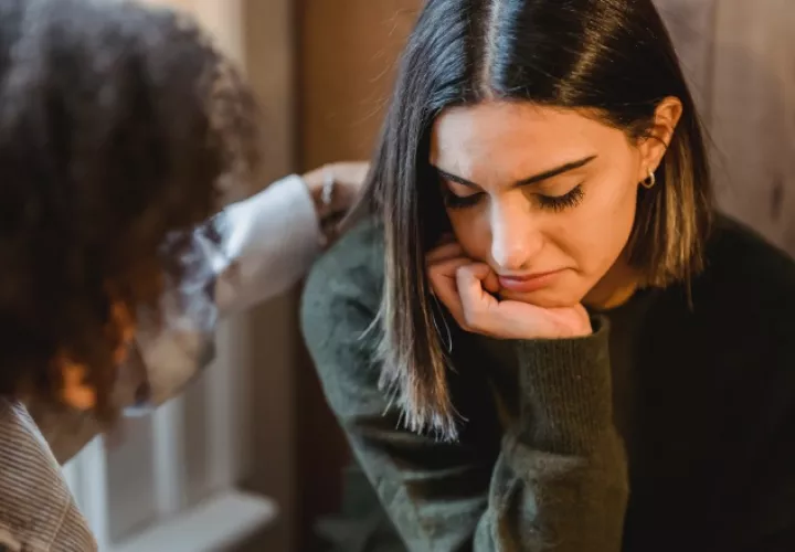 Esta enfermedad es causada por una combinación de factores genéticos, biológicos, ambientales y psicológicos. Foto: Pexels