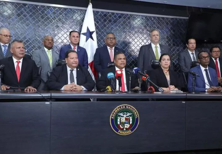 Conferencia de prensa en la Asamblea Nacional. Foto: Cortesía