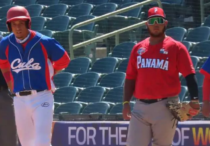 Erasmo Caballero (der.) se encuentran en la preselección de Panamá U23. Foto: Fedebeis