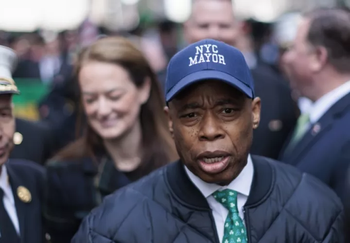  El alcalde de Nueva York, Eric Adams, que viaja hoy a Latinoamérica, México, Ecuador, Colombia y Panamá. Foto: EFE