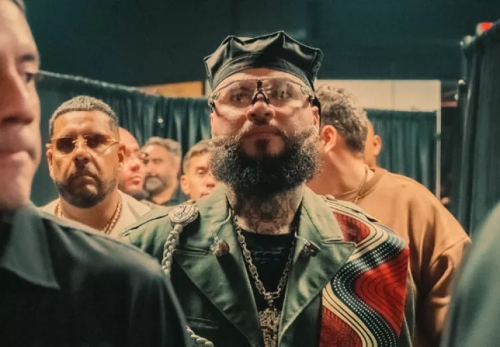 Farruko busca ayudar a muchas personas con su música. Foto: Instagram / @farruko