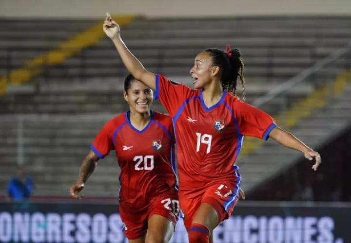 Lineth 'Palito' Cedeño festeja su gol contra Jamaica. Foto: EFE 