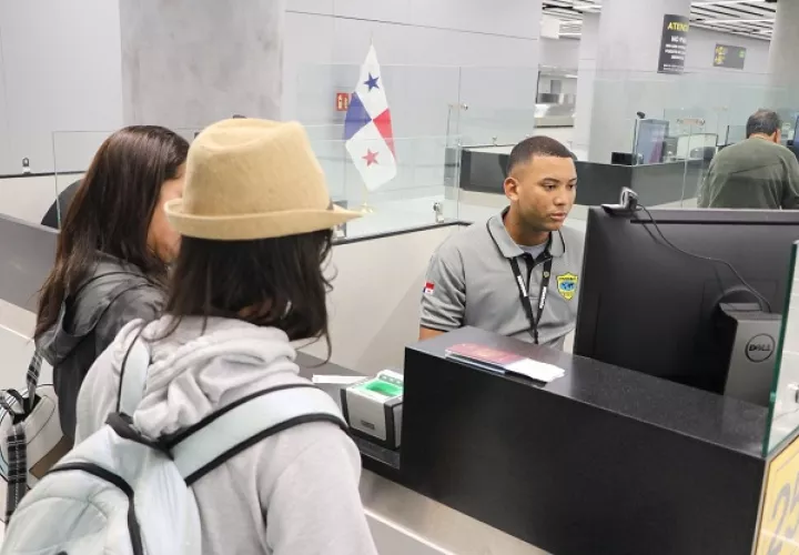 Las nuevas medidas de control migratorio comenzaron a regir desde este lunes. Foto: Cortesía Migración