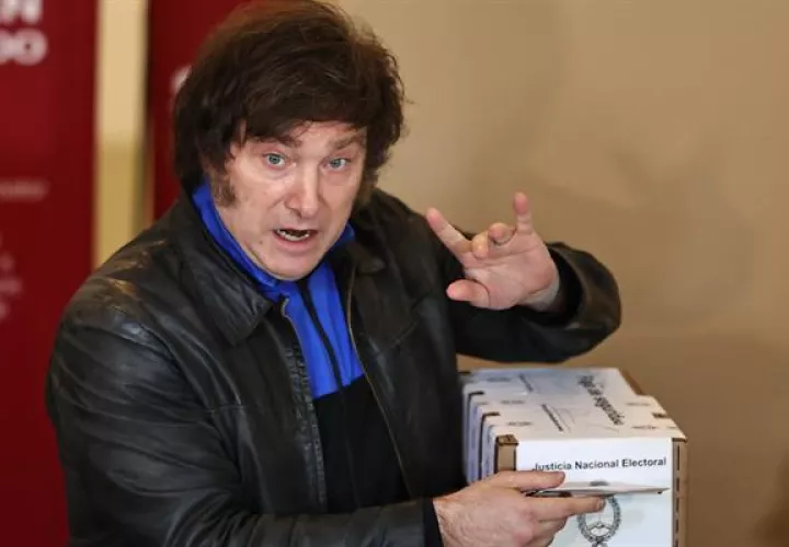 El candidato ultraderechista a la presidencia de Argentina por la coalición La Libertad Avanza, Javier Milei.
