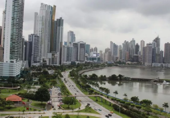 Respecto a los ingresos fiscales, Moody's indica que han estado disminuyendo desde 2017. Foto: Archivo