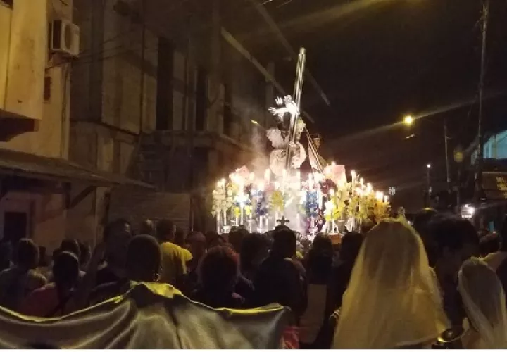 La procesión iniciará a las 8 de la noche con la imagen del "Naza"  para recorrer las calles del poblado. Foto. Archivo