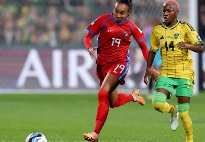 Panamá y Jamaica se enfrentan en el Rommel Fernández. Foto: EFE