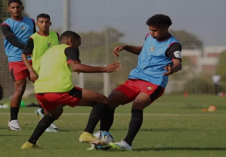 Jugadores de la selección Sub-17 de Panamá en los entrenamientos en Turquía. Foto: Fepafut