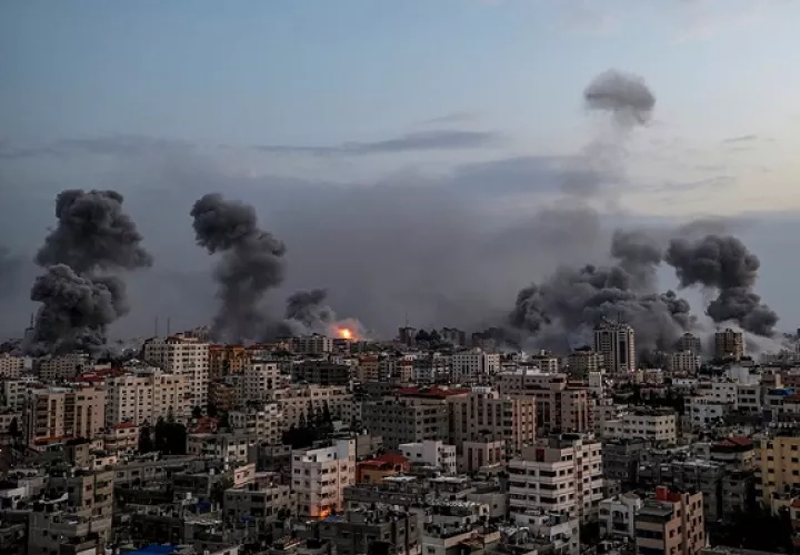 Gaza continúa siendo bombardeada por el ejército israelí. Foto: EFE