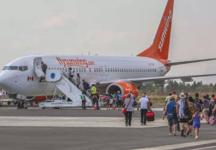 El aeropuerto Scarlett Martínez en Rio Hato procesó hasta el mes de julio de este año 45,258 pasajeros y realizó 3,971 operaciones aéreas. Foto: EFE