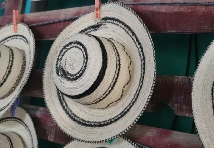 El valor del Sombrero Pinta'o depende de la cantidad de vueltas. Foto: Fanny Arias
