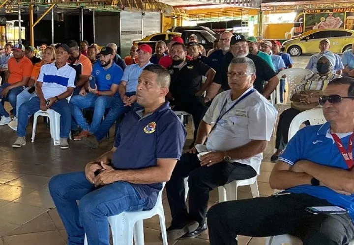 El pasado lunes, los transportistas se reunieron en La Chorrera, provincia de Panamá Oeste. Foto: Eric A. Montenegro