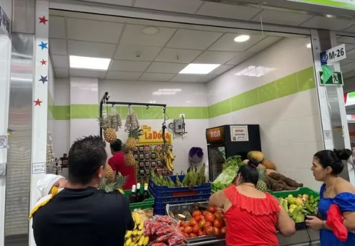 Los clientes están consiguiendo algunos productos. Foto: Thays Domínguez