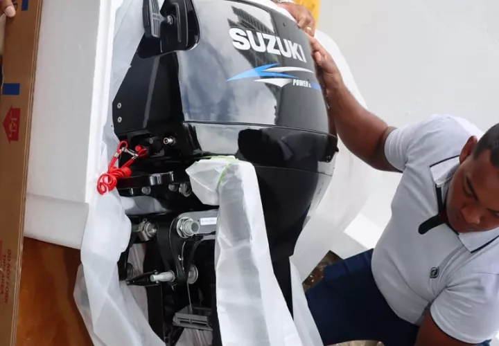  El motor fuera de borda será de gran ayuda para los pescadores artesanales de la isla. Foto: Cortesía ARAP 
