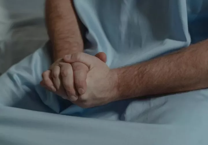 Es primordial que los hombres que aún deseen tener hijos después de curarse guarden su esperma antes de comenzar el tratamiento. Foto: Pexels