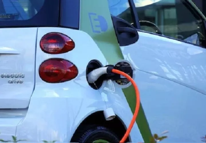 La confianza en los carros eléctricos crece progresivamente. Foto: Pexels