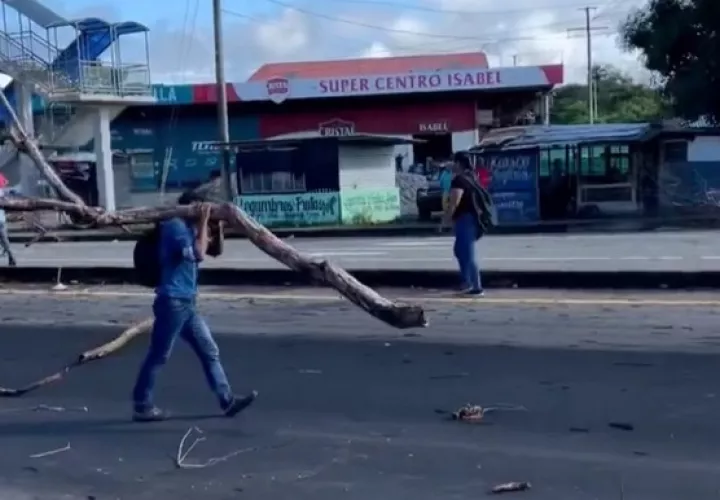 La vía en Horconcitos volvió a cerrase este martes.
