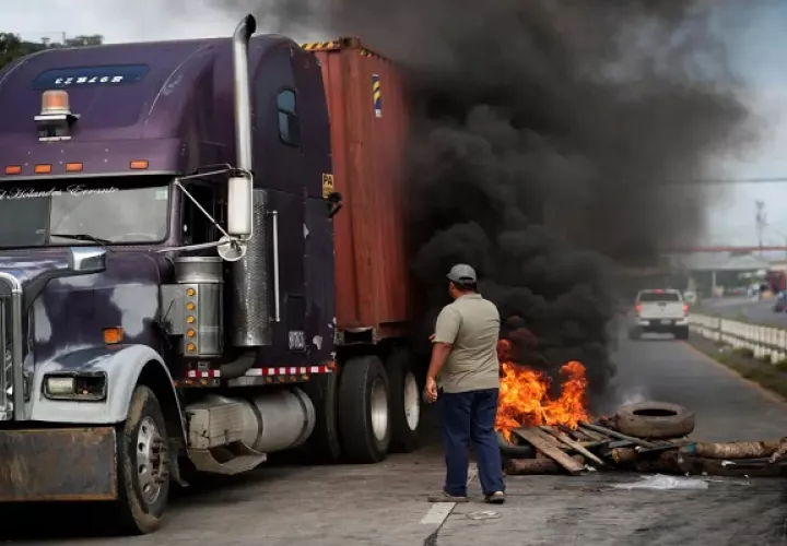 El bloqueo más fuerte está en la provincia de Chiriquí,  considerado como el granero del país. Foto: EFE