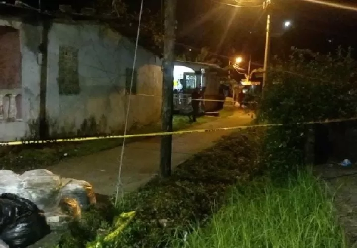 Jovan Herrera Ortega presentaba dos disparos, uno en el tórax y el otro en la espalda. Foto. Diomedes Sánchez