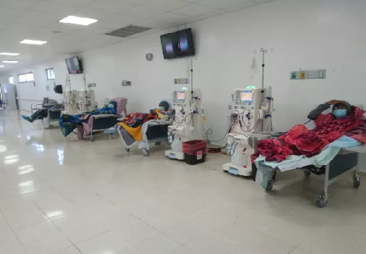 Los pacientes de hemodiálisis debido a los cierres no han podido llegar a los hospitales para recibir tratamiento. Foto. Cortesía CSS.