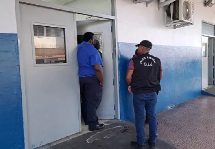 La Policía Nacional y el Ministerio Público recaban información  y otros elementos que ayudan a esclacer este hecho violento. Foto: Diomedes Sánchez .