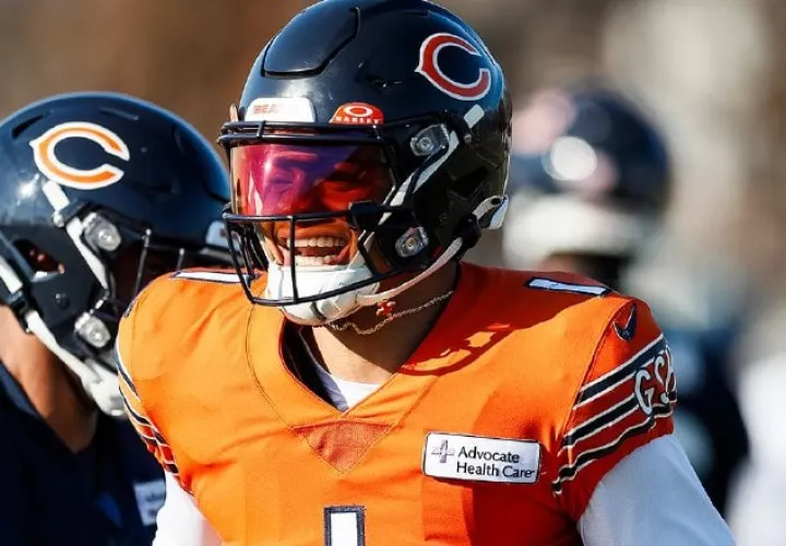 Justin Fields, mariscal de los Chicago Bears. Foto: @ChicagoBears