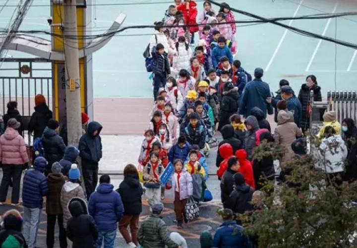 La OMS pidió más información a China ante el aumento de casos de neumonía infantil. Foto: EFE