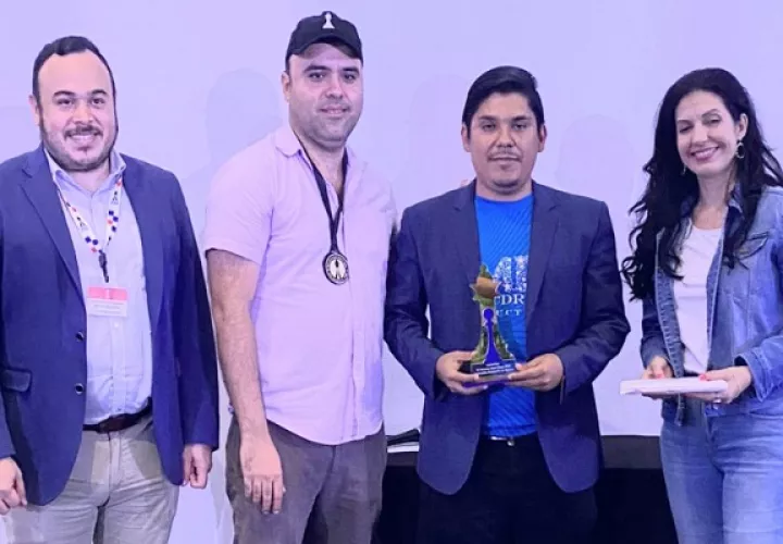  Renato Terry, mantuvo su paso firme y se impuso, con 7,5 puntos, en el IV Torneo Internacional Panamá Chess Open. Foto: Cortesía