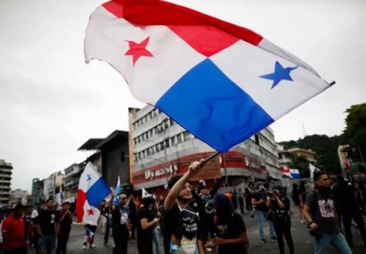 Jornada de protestas en rechazo al contrato entre el Estado y Minera Panamá. Foto: EFE