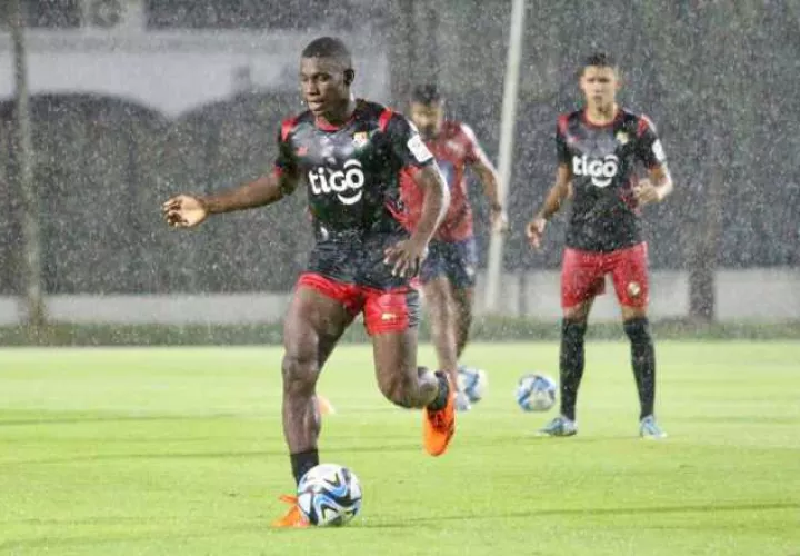 Panamá entrenó ayer en Surakarta, sede del partido contra Ecuador. Foto: Fepafut