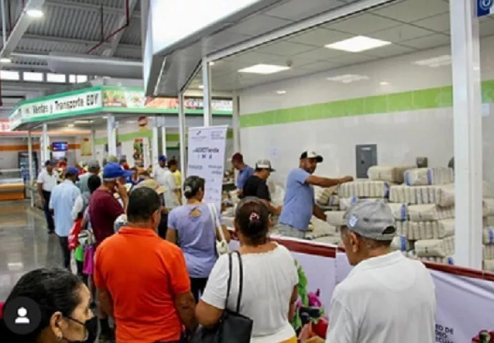 Vendedores reconocieron que están vendiendo a precios un poco más elevados. Foto: Thays Domínguez