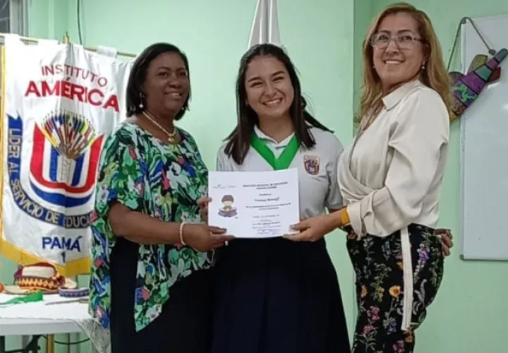 Verónica Borissof es estudiante del Instituto América y miembro de  la Unión de Estudiantes de Escuelas Secundarias de Panamá (UES). Cortesía