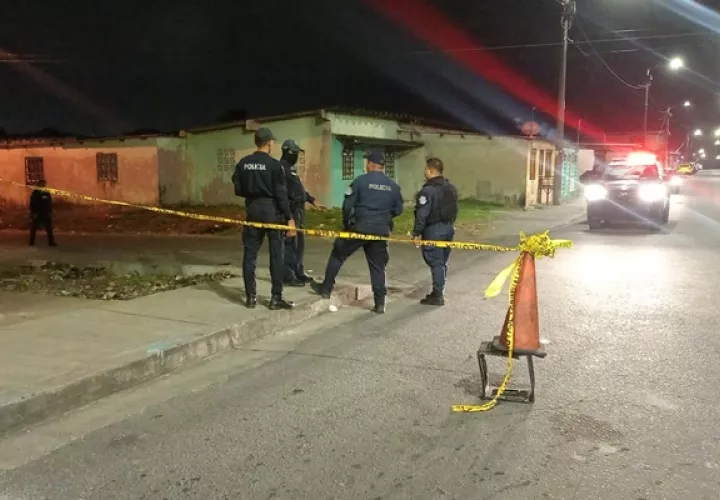 El adolescente fue trasladado al Complejo Hospitalario Dr. Manuel Amador Guerrero. Foto / Diómedes Sánchez.