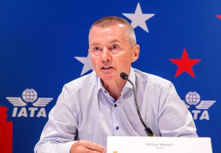 IATA proyecta que en 2024 viajen en avión unos 4.700 millones de personas, un máximo histórico. Foto: EFE