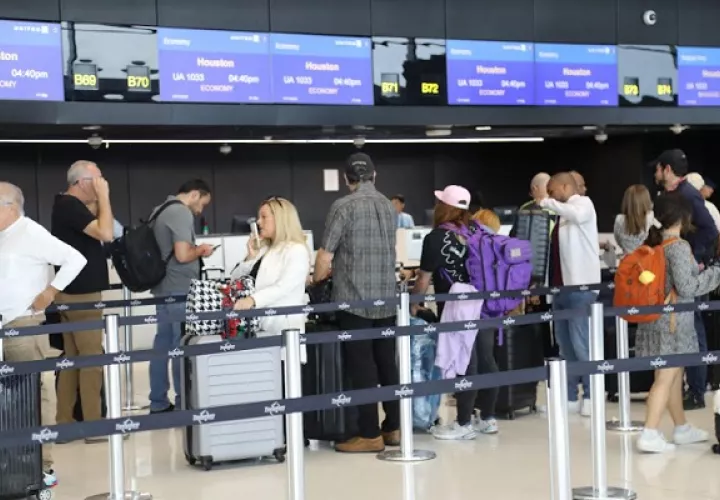 Unos 1,503,860 pasajeros procesó el aeropuerto de Tocumen en noviembre. Foto: Cortesía