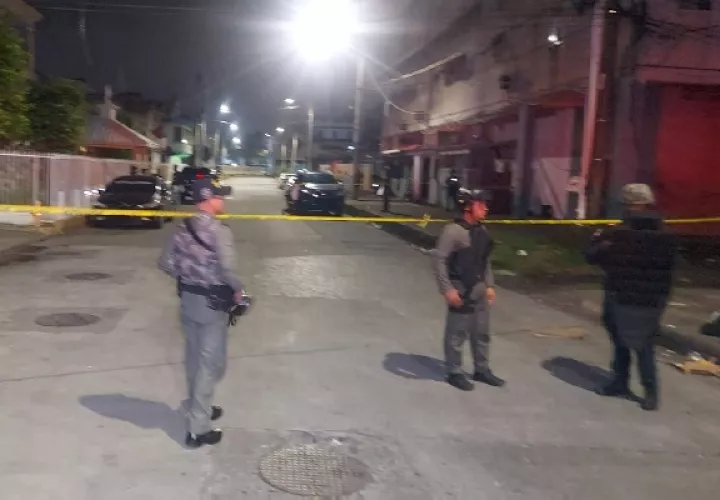 Los peritos de criminalística desarrollaron varias diligencias para esclarecer este homicidio. Foto. Diomedes Sánchez