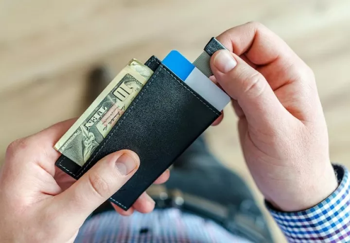 El 94% de la población en el sistema paga sus cuentas al día. Foto: Pexels