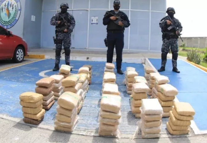 La sustancia ilícita más decomisada en Panamá es la cocaína.