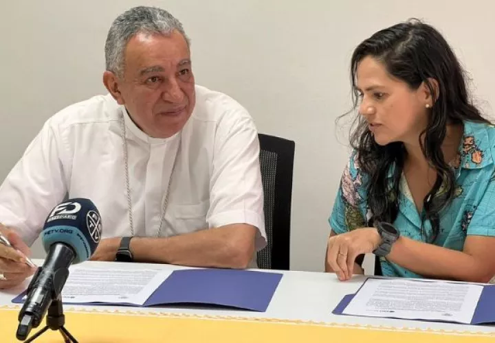 La Arquidiócesis de Panamá y ESRI Panamá firma alianza de observación electoral. Foto: Cortesía
