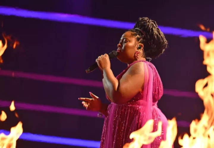 Emely Myles en la semifinal del 'reality' de canto. Foto: Instagram