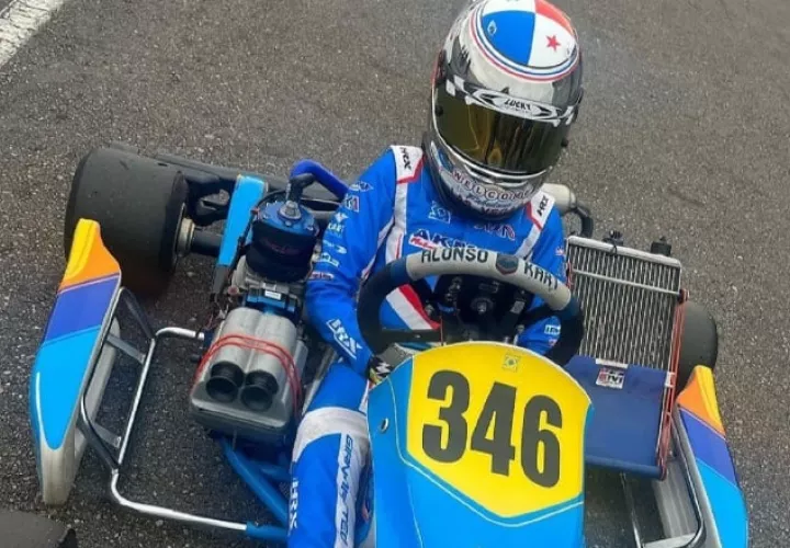 Gianmatteo Rousseau, piloto panameño reclutado por el team de kartin de Fernando Alonso. Foto: Instagram