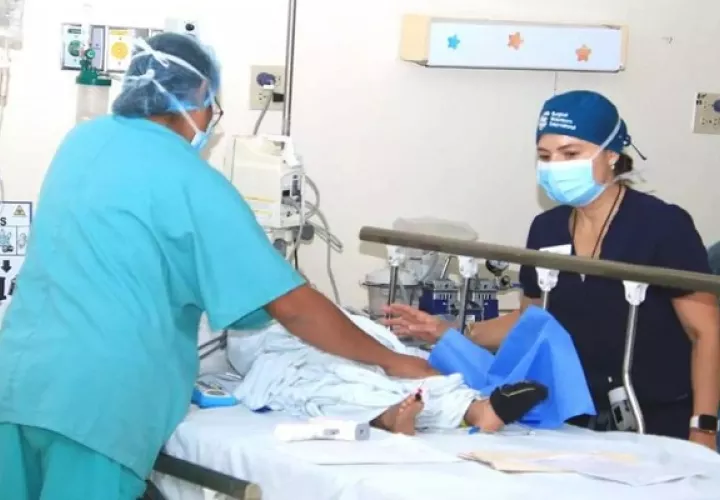 La intervención médica sin presencia del padre solo es en casos de urgencia. Foto: Cortesía/Minsa