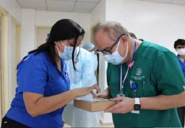 El uso obligatorio de mascarillas en instalaciones de salud ya superaba los tres años. Foto: Cortesía/CSS