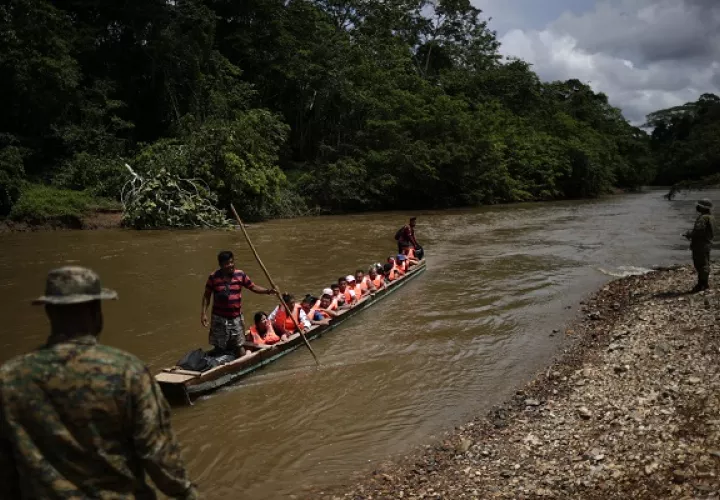Más de 508.000 migrantes en tránsito procedentes de todo el mundo han llegado a Panamá. Foto: EFE